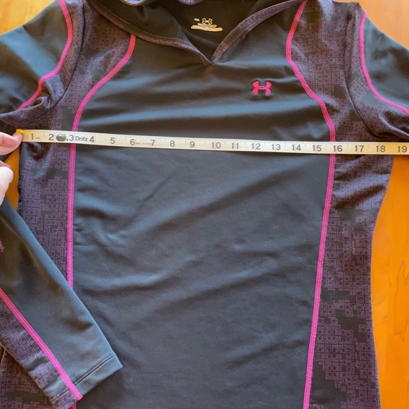 Under Armor - Black and Pink Hoodie - Size M - Picture 5 of 6